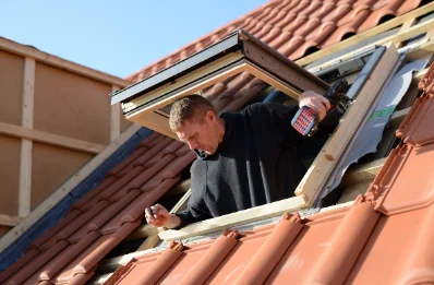 Pose de fenêtres de toit Velux à Baulay